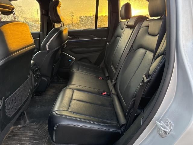 2022 Jeep Grand Cherokee 4xe Overland 4x4