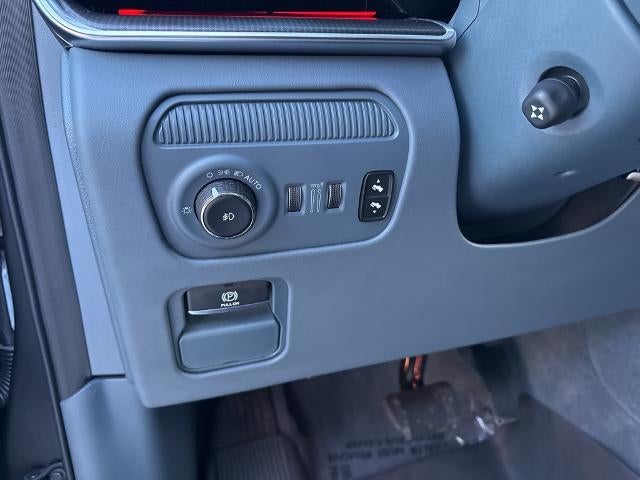 2024 Jeep Grand Wagoneer L Series III Obsidian 4x4