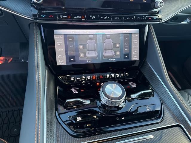 2024 Jeep Grand Wagoneer L Series III Obsidian 4x4