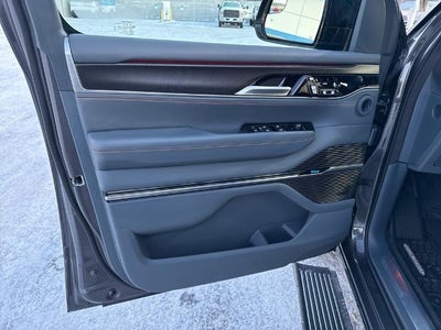 2024 Jeep Grand Wagoneer L Series III Obsidian 4x4