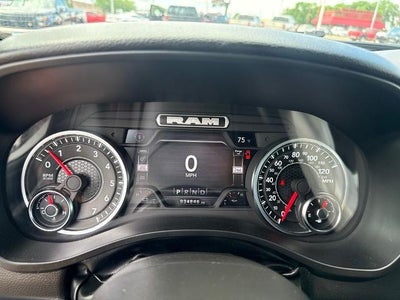 2023 RAM 1500 Big Horn Crew Cab 4x4 5'7" Box