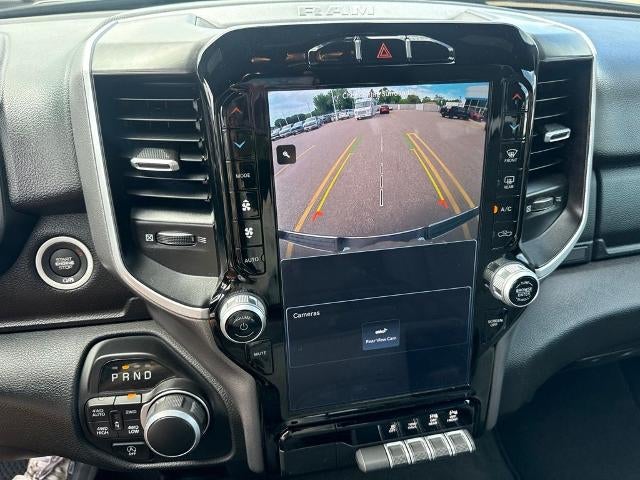 2023 RAM 1500 Big Horn Crew Cab 4x4 5'7" Box