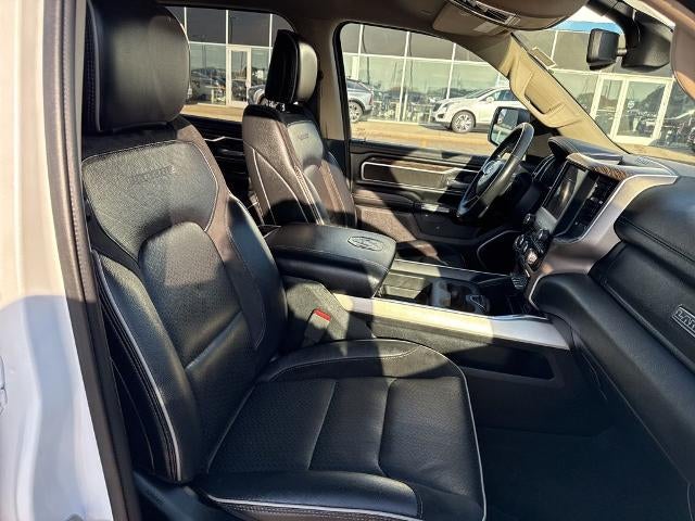 2020 RAM 1500 Laramie 4x4 Crew Cab 5'7" Box