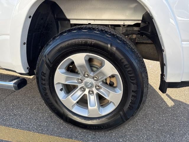 2020 RAM 1500 Laramie 4x4 Crew Cab 5'7" Box