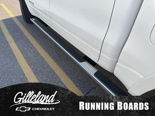 2020 RAM 1500 Laramie 4x4 Crew Cab 5'7" Box