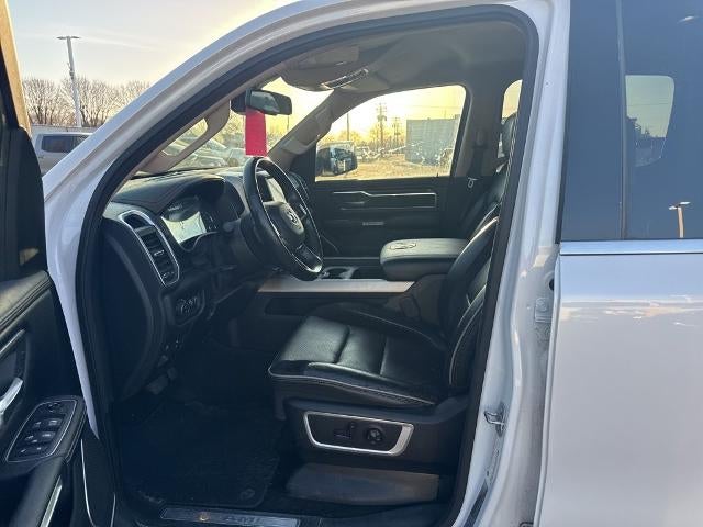 2020 RAM 1500 Laramie Crew Cab 4x4 5'7" Box