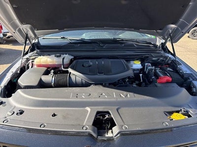 2025 RAM 1500 Big Horn Crew Cab 4x4 5'7" Box