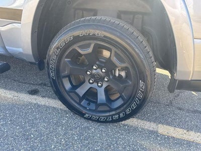 2025 RAM 1500 Big Horn Crew Cab 4x4 5'7" Box