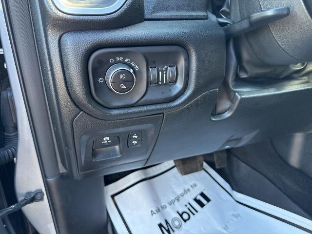 2025 RAM 1500 Big Horn Crew Cab 4x4 5'7" Box