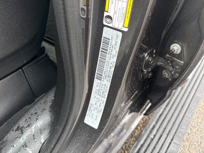 2019 RAM 1500 Limited 4x4 Crew Cab 5'7" Box