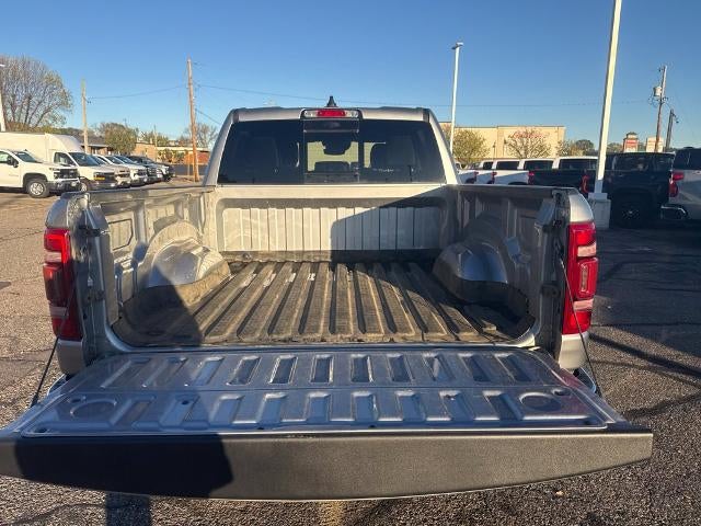 2022 RAM 1500 Laramie Crew Cab 4x4 5'7" Box