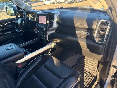 2022 RAM 1500 Laramie Crew Cab 4x4 5'7" Box