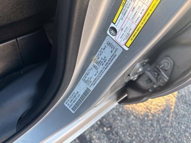 2022 RAM 1500 Laramie Crew Cab 4x4 5'7" Box