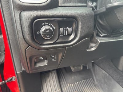 2025 RAM 1500 Big Horn 4x4 Crew Cab 6'4" Box