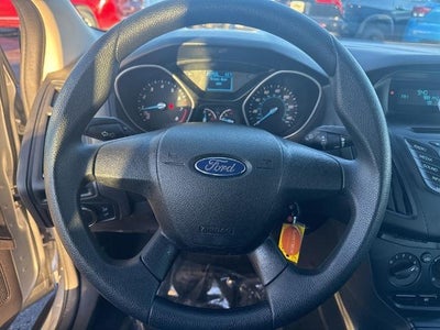 2013 Ford Focus 4dr Sdn S