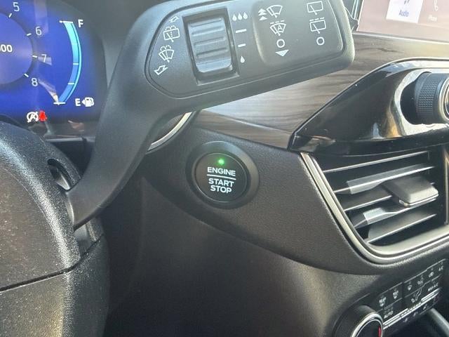 2020 Ford Escape Titanium - Photo 16
