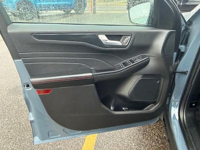 2025 Ford Escape ST-Line Select