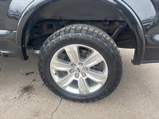 2015 Ford F-150 4WD SuperCrew 5-1/2 Ft Box Platinum