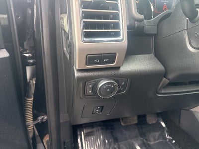 2015 Ford F-150 4WD SuperCrew 5-1/2 Ft Box Platinum