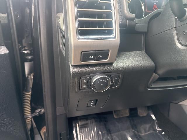 2015 Ford F-150 4WD SuperCrew 5-1/2 Ft Box Platinum