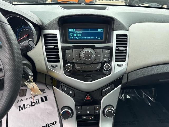 2014 Chevrolet Cruze Sedan LS (Manual)