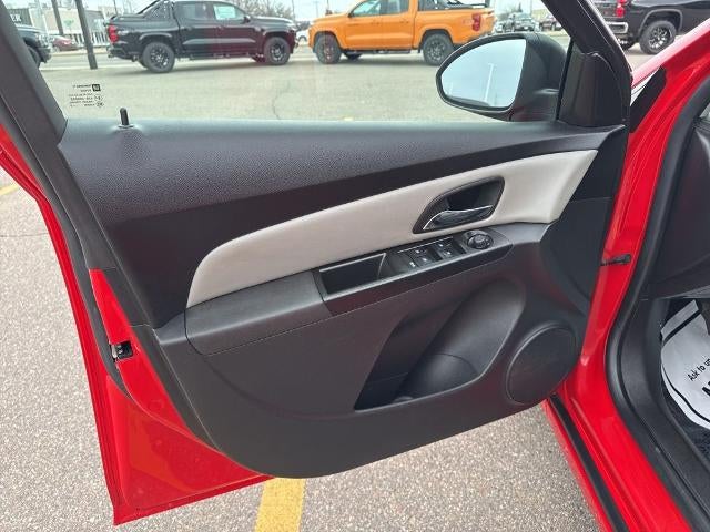 2014 Chevrolet Cruze Sedan LS (Manual)