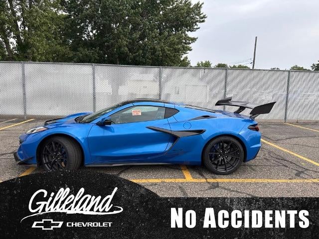 Used 2025 Chevrolet Corvette 3LZ with VIN 1G1YJ2D76S5400033 for sale in St. Cloud, Minnesota