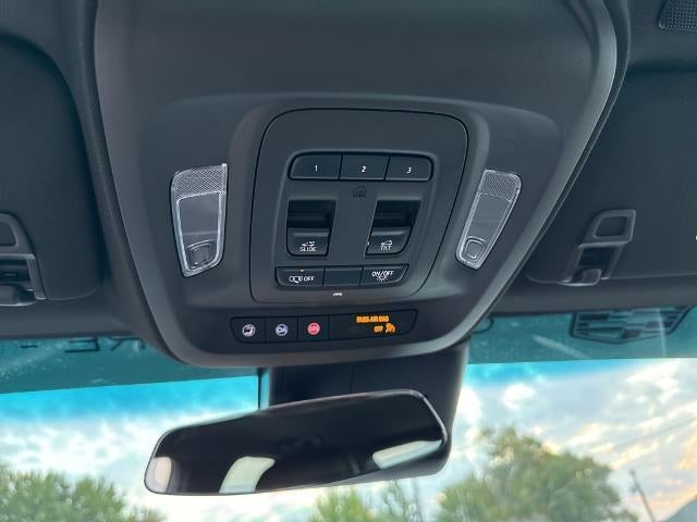 2024 Cadillac CT4 4dr Sdn Premium Luxury