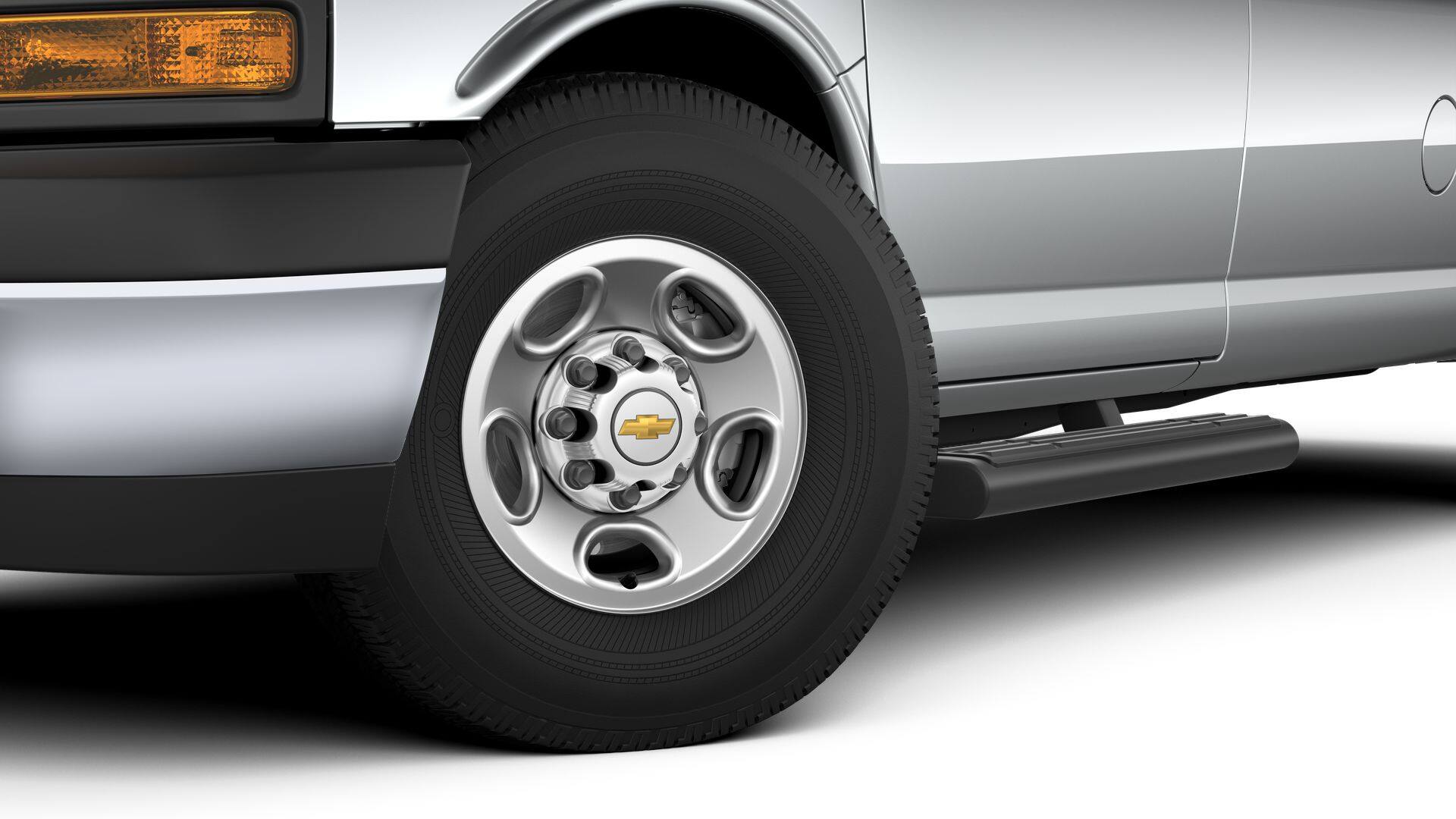 2026 Chevrolet Express Passenger 1LS