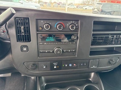 2025 Chevrolet Express Passenger 3500 Extended Wheelbase Rear-Wheel Drive 1LT