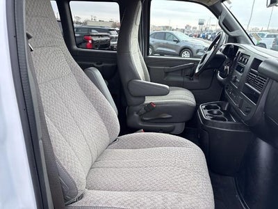 2025 Chevrolet Express Passenger 3500 Extended Wheelbase Rear-Wheel Drive 1LT