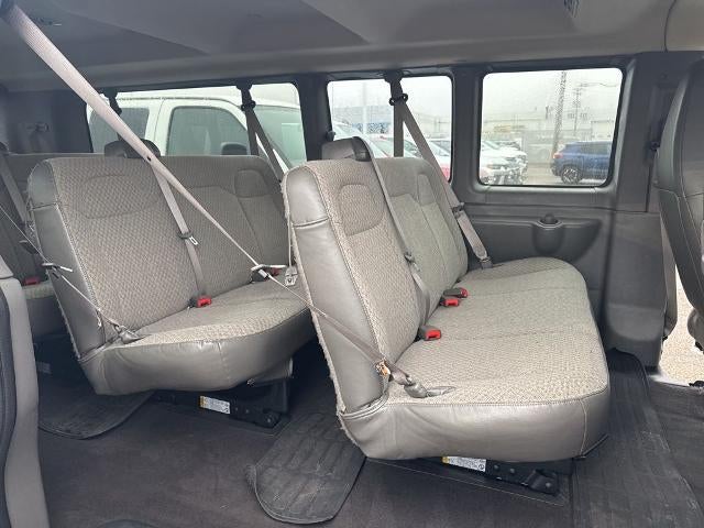 2025 Chevrolet Express Passenger 3500 Extended Wheelbase Rear-Wheel Drive 1LT