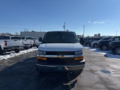 2025 Chevrolet Express Passenger 3500 Extended Wheelbase Rear-Wheel Drive 1LT