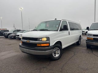 2025 Chevrolet Express Passenger 3500 Extended Wheelbase Rear-Wheel Drive 1LT