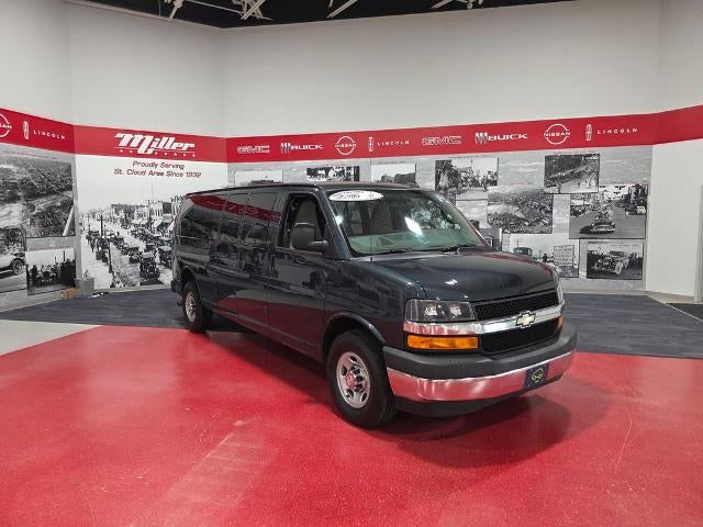 2017 Chevrolet Express Passenger 3500 LT