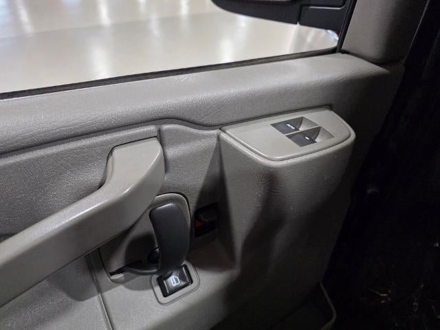 2017 Chevrolet Express Passenger 3500 LT