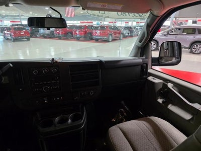 2017 Chevrolet Express Passenger 3500 LT