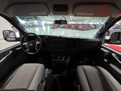2017 Chevrolet Express Passenger 3500 LT