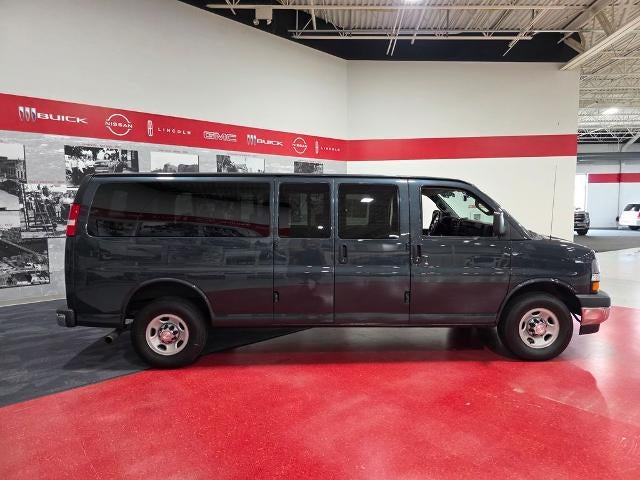 2017 Chevrolet Express Passenger 3500 LT
