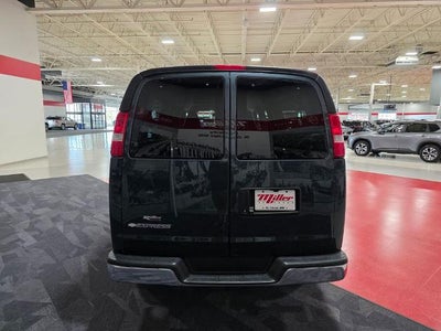 2017 Chevrolet Express Passenger 3500 LT