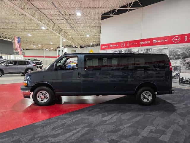 2017 Chevrolet Express Passenger 3500 LT