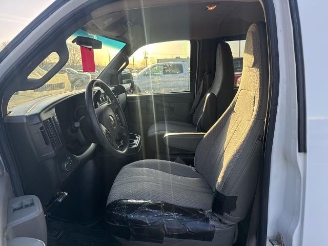 2017 Chevrolet Express Passenger 3500 LT
