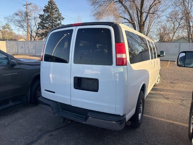2017 Chevrolet Express Passenger 3500 LT