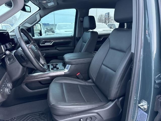 2025 Chevrolet Silverado 3500 HD Crew Cab Long Box 4-Wheel Drive LTZ