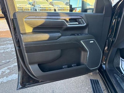 2025 Chevrolet Silverado 3500 HD Crew Cab Standard Box 4-Wheel Drive LTZ