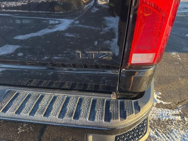 2025 Chevrolet Silverado 3500 HD Crew Cab Standard Box 4-Wheel Drive LTZ