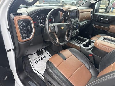 2022 Chevrolet Silverado 2500 HD Crew Cab Standard Box 4-Wheel Drive High Country