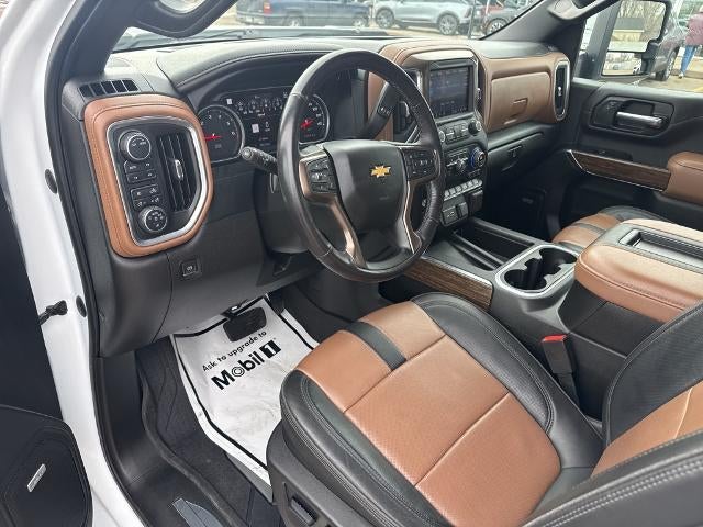 2022 Chevrolet Silverado 2500 HD Crew Cab Standard Box 4-Wheel Drive High Country