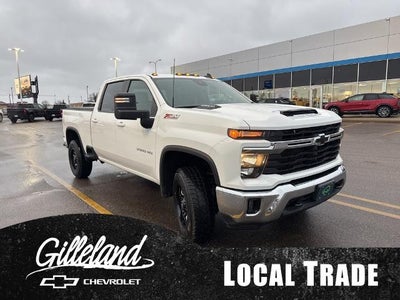 2024 Chevrolet Silverado 3500 HD Crew Cab Standard Box 4-Wheel Drive LT