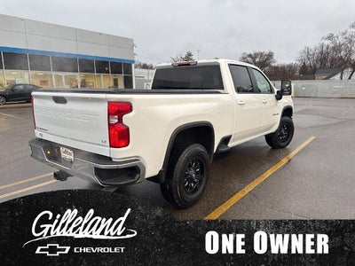 2024 Chevrolet Silverado 3500 HD Crew Cab Standard Box 4-Wheel Drive LT